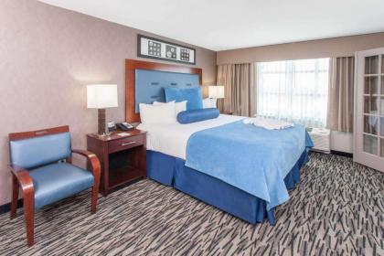 Wyndham Garden Elk Grove Village - O'Hare - image 10