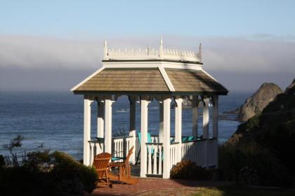 Elk Cove Inn & Spa - image 1