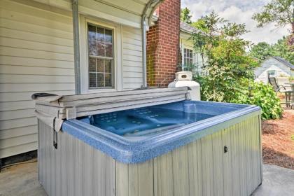 Picturesque Elkin Shady Oaks Farmhouse with Hot Tub - image 15