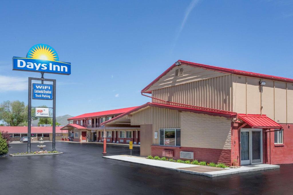 Days Inn by Wyndham Elko - main image