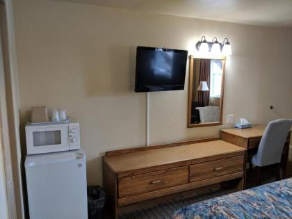 Economy Inn Elko - image 2