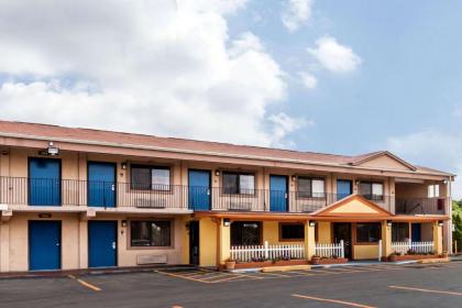 Days Inn by Wyndham Elkton Newark Area - image 5