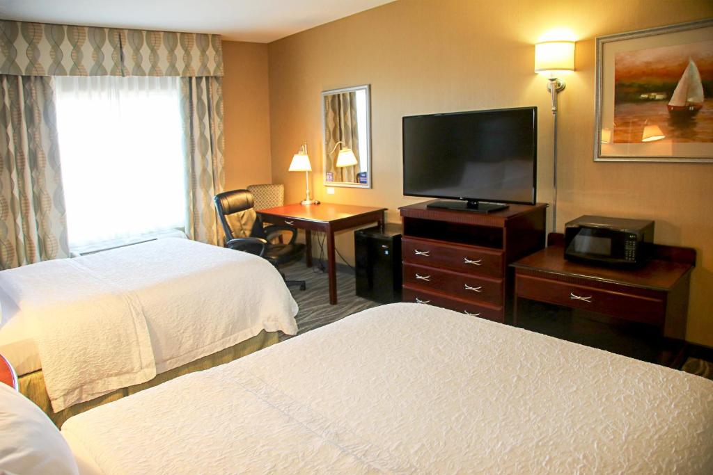 Hampton Inn Ellensburg - image 2