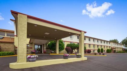 SureStay Hotel by Best Western Ellensburg - image 11