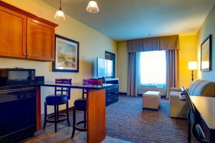 Best Western Plus Ellensburg Hotel - image 11