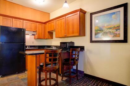 Best Western Plus Ellensburg Hotel - image 13