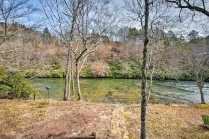 Riverbend Reserve Cabin with Pvt Yard and Fire Pit - image 5