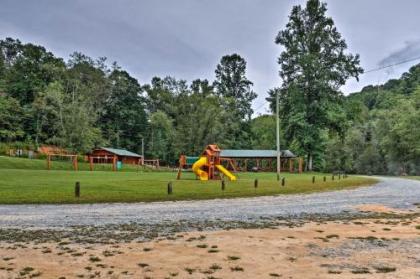 Happy Jacks Cabin on River with Deck and Game Room! - image 2