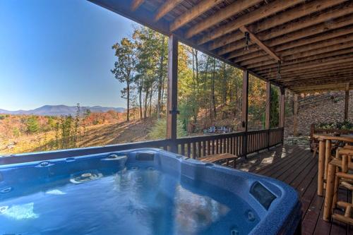 Year-Round Mountain View Hideaway with Deck and Hot Tub - image 4