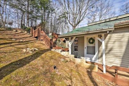 Lakeview Hideaway on Carters Boat and Hike! - image 8