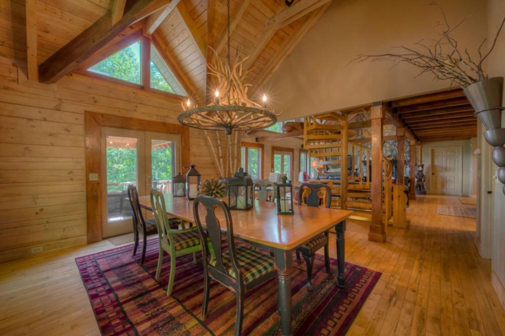 Big Canoe Lodge by Escape to Blue Ridge - image 6