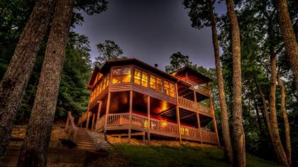 Skyline Lodge by Escape to Blue Ridge - image 4