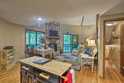 Mizzen Daze Cozy Coosawatee River Resort Cabin! - image 11