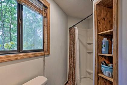 Mizzen Daze Cozy Coosawatee River Resort Cabin! - image 13