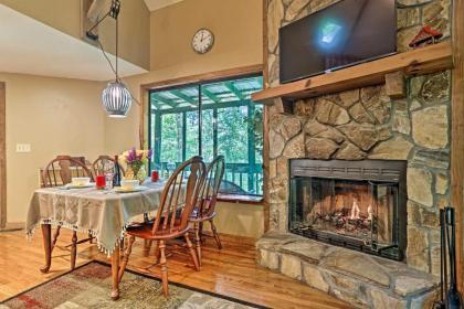 Mizzen Daze Cozy Coosawatee River Resort Cabin! - image 5