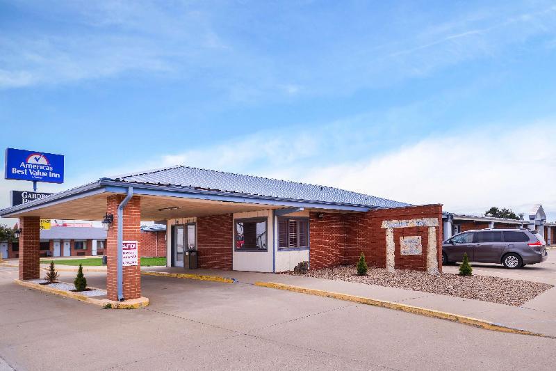 Americas Best Value Inn Ellsworth - image 2