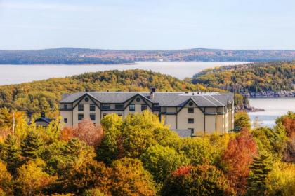 Hampton Inn Bar Harbor - image 10