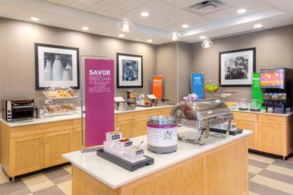 Hampton Inn Bar Harbor - image 8