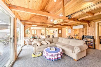 Ocean View Lamoine Home Near Acadia National Park! - image 9