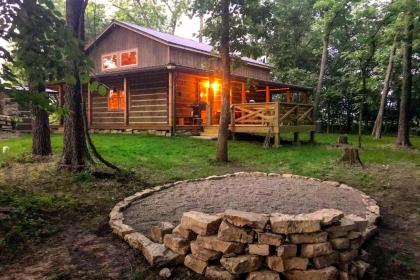 Private Chase County Cabin on Middle Creek! - image 4