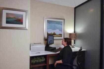 Hampton Inn White Plains/Tarrytown - image 9