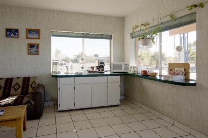 Americas Best Value Inn-Eloy Casa Grande - image 10