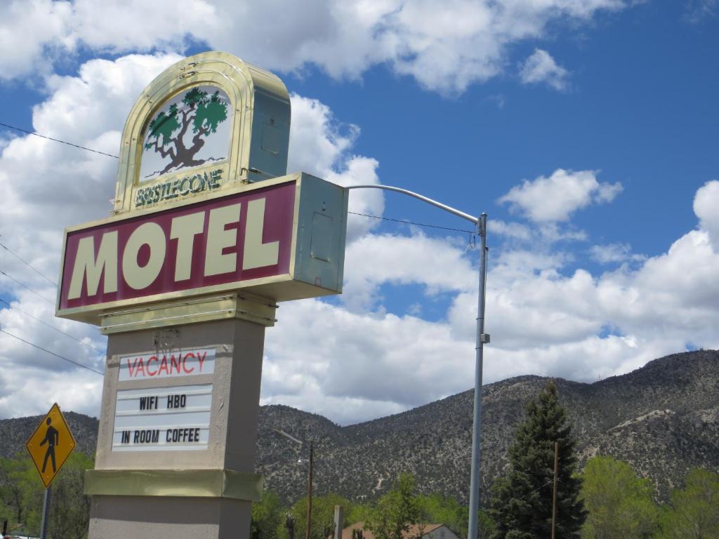 Bristlecone Motel - main image