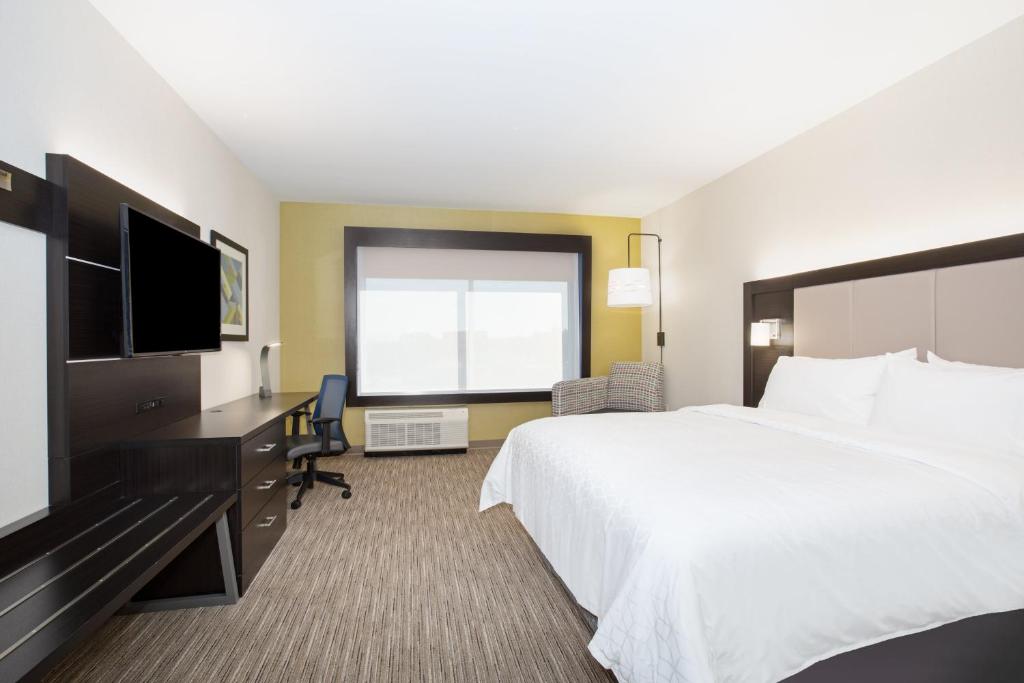 Holiday Inn Express & Suites - Ely an IHG Hotel - image 2