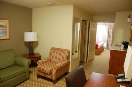 Country Inn & Suites by Radisson Elyria OH - image 9