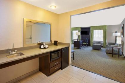 Hampton Inn & Suites - Elyria OH - image 14