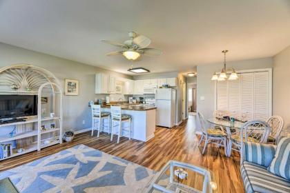 Oceanfront Emerald Isle Condo Walk to Beach! - image 11