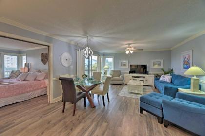 Bright Emerald Isle Condo with Private Beach Access! - image 8