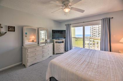 Emerald Isle Townhome with Pool and Beach Access! - image 11