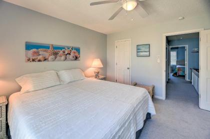 Emerald Isle Townhome with Pool and Beach Access! - image 14