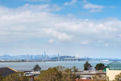 Four Points by Sheraton - San Francisco Bay Bridge - image 7