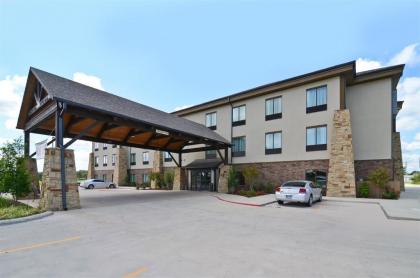 Best Western Plus Emory At Lake Fork Inn & Suites - image 8