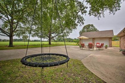 Cozy Family Home with Fire Pit 4 Mi to Lake Fork - image 11