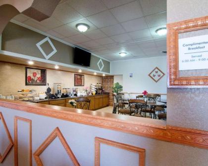 Knights Inn & Suites Emporia - image 15