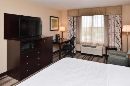 Holiday Inn Express & Suites Emporia Northwest an IHG Hotel - image 5