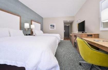 Hampton Inn Emporia KS - image 15