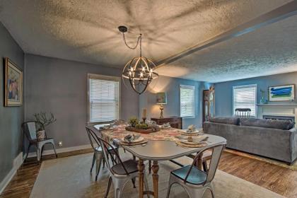 Cute Emporia House - Mins to Downtown and ESU! - image 7