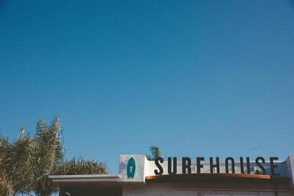 Surfhouse - image 8