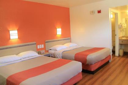 Motel 6-Enfield CT - Hartford - image 16