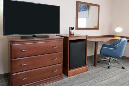 Hampton Inn Springfield South Enfield - image 17