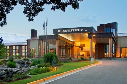 DoubleTree by Hilton Denver Tech - image 3