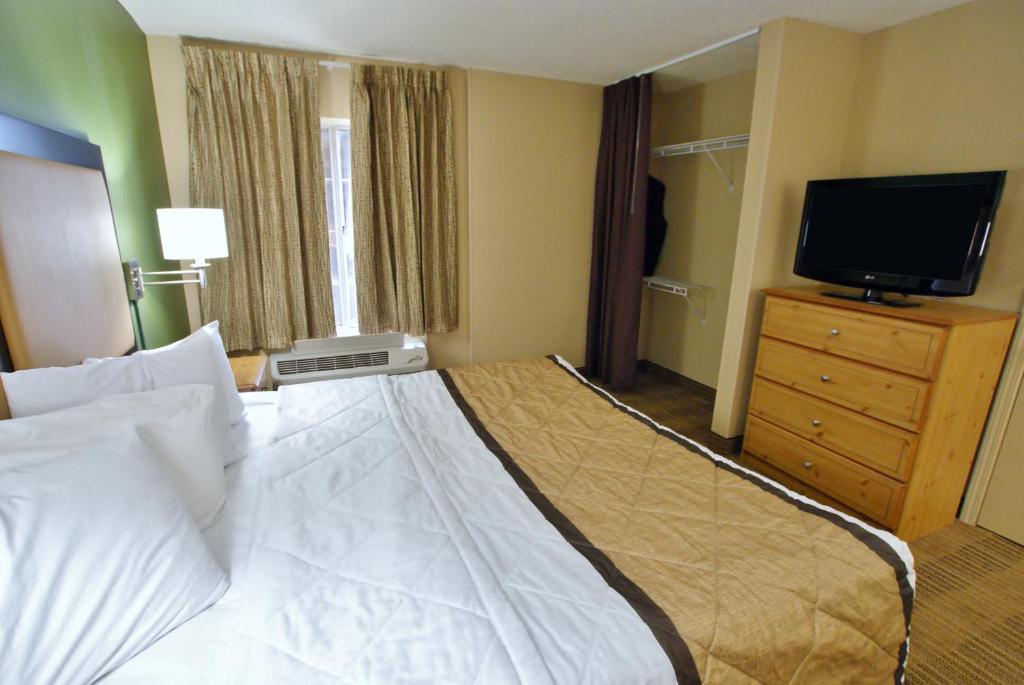 Extended Stay America Suites - Denver - Tech Center South - Inverness - image 3