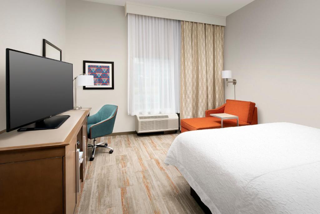 Hampton Inn Denver Tech Center South - image 3