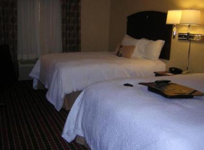 Hampton Inn & Suites Dayton-Airport - image 7