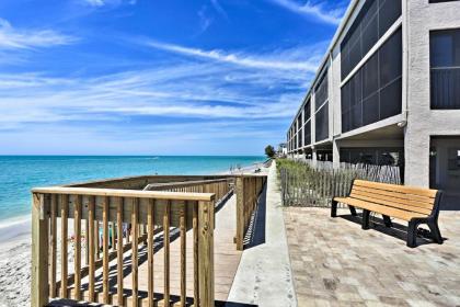 Beachfront Englewood Condo with Comm Pool and Boat Slip - image 9