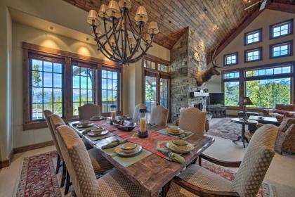 Stunning Ski-In and Ski-Out Mtn Condo with Hot Tub! - image 13